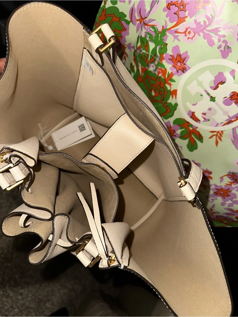 NEW Tory Burch McGraw Dragonfly Oversized Tote Bag Brie Cream Leather